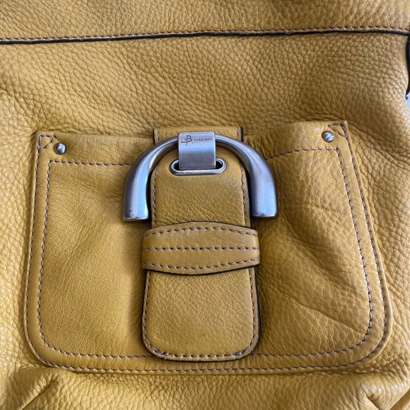 B Makowsky gold/yellow purse. - Picture 4 of 7